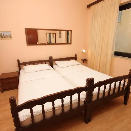 Apartamento With Parking Space Pomer, Medulin - 7374 *